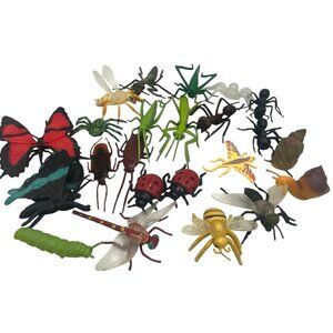 Realistic Fake Bug Toy Lot 23 Pc Lifelike Insect Plastic Figures Spider Ant Bee